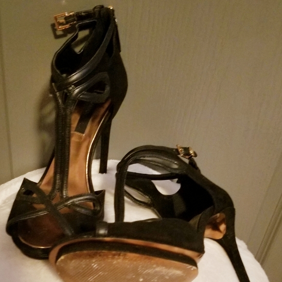 Shoes - Picture 3 of 3